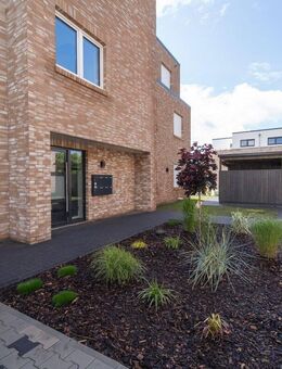 Ideale Ausstattung und Lage - Obergeschosswohnung in Berne zur Miete - Berne