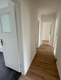 +++Über wenige Stufen in Ihre neue Wohnung+++ - Hainichen (Sachsen)
