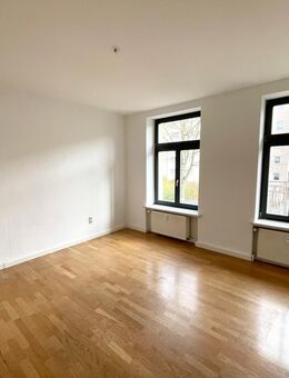 Charmante 2-Zimmer-Wohnung in kernsaniertem Jugendstilhaus - Kapitalanlage in Leipzig-Möckern - Leipzig