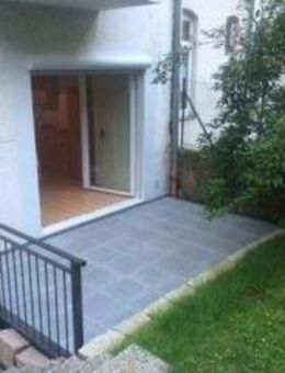 *** Wohn- Schlafzimmer, Badezimmer mit Küche und großer Terrasse am Bebelplatz zu verkaufen*** *** - Kassel