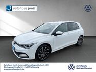 VW Golf, 1.5 TSI VIII OPF Active EPH, Jahr 2022 - Schleswig