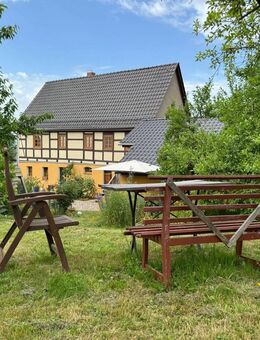 Idyllisches Wohngrundstück mit saniertem/modernisiertem Einfamilien-/Fachwerkhaus - Großweitzschen