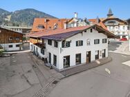Oberammergau: Denkmalgeschütztes Wohn- und Geschäftshaus im Dorfkern - Oberammergau