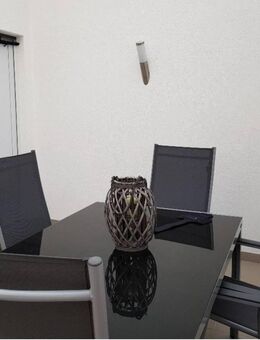schöne 3,5 Zi. Maisonette-Wohnung im Hinterhaus mit eigenem, kleinen Garten in Bruchsal zu verkaufen - Bruchsal