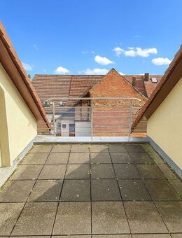 Sonnige Loggia, Wellness-Bad, Saniert | Sonnige Maisonette | Klimaanlage & Stellplatz - Ilsfeld