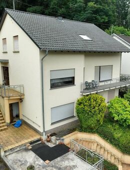 MFH mit Garage & Sauna & EBK mit großem Garten in ruhiger Lage **DACH NEU** - Merzig