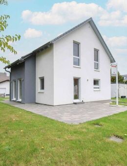 Ankommen, aufblühen, wohlfühlen - schönes Einfamilienhaus mit Herz und Garten - Neu Anspach