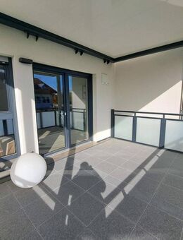 Letzte Möglichkeit: TOP Neubaubauwohnung zur Anmietung in Köditz - Aufzug - Balkon - 2,5-Zimmer (ca. 94 m² Wfl.) - modernste Technik - geringe Nebenk - Köditz
