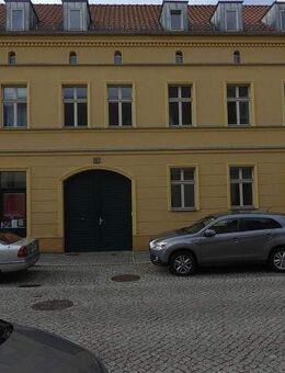 Sanierte großzügige Einzimmerwohnung in der historischen Altstadt Zossen. - Zossen