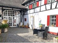 Einzigartige Hofanlage in Dom-Esch: Ein besonderes Schmuckstück mit Charakter - Euskirchen