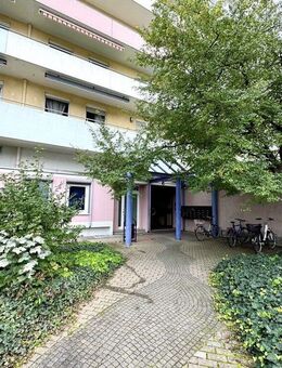 Kuschelige 3 Zimmer Wohnung mit 2 Balkonen. Sofort frei - Ludwigshafen (Rhein)