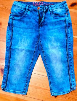 W31 ( Gr. M / L 40 / 42 ) Soccx Caprihose Topzustand blau - Berlin