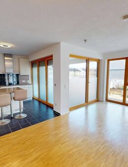 LICHTDURCHFLUTETE 3,5-ZIMMER WHG MIT TERRASSE UND TG-STELLPLATZ IN BLAUSTEIN - Blaustein