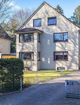 Zinshaus plus Baugrundstück! Gepflegte Kapitalanlage in belebter Wohnlage von Hamburg-Rissen - Hamburg