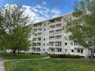 Gemütliche 2-Zimmer-Wohnung mit Balkon und Badewanne - Ideal für Singles oder Paare! - Plauen