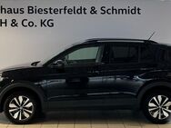 VW T-Cross, 1.0 TSI Move APP, Jahr 2023 - Wedel