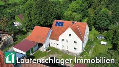 Immobilien-Schmuckstück mit Nebengebäuden und parkähnlichem Garten in Kastl-Utzenhofen!