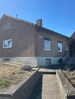 *** Großer Bungalow mit Vollkeller im schönen Dahlenburg *** - Dahlenburg