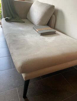 Sofa /Recamiere (NEU) - Marburg Zentrum
