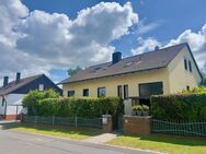 Einfamilienhaus mit Einliegerwohnung mit Garage in Oberreichenbach - Oberreichenbach (Bayern)