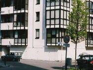 Ein HIGHLIGHT für alle Singles - UNI fußläufig: Erker, Süd-Loggia, Pantry-Küche.ZUM WOHLFÜHLEN - Köln