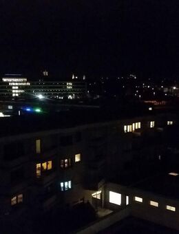 2 Zimmer Dachgeschoßwohnung mit kleiner Terrasse zu vermieten - München