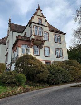 Denkmalgeschützte Villa mit Garten in bester Lage - Baden-Baden