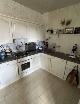 Vielseitig nutzbares Wohn- und Geschäftshaus mit Gaststätte und Potenzial für sechs Wohneinheiten - Ilmtal