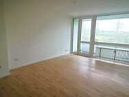 Modernisierte 3-Zimmer-Wohnung mit Balkon und hervorragender Lage - 81 m² - Hamm (Sieg)