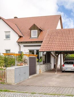 Charmante 3-Zimmer-Wohnung mit Garten und Carport in Regenstauf-Diesenbach - Regenstauf