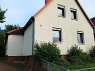 Stark modernisiertes Einfamilienhaus mit sehr gr. Garage, Garten und Loggia direkt in Bodenwerder! - Bodenwerder (Münchhausenstadt)