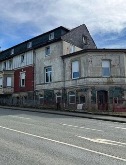 Sanierungsbedürftiges Mehrfamilienhaus/ Villa - Mylau Zentrum