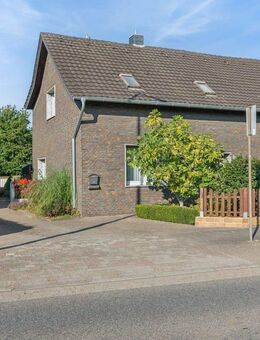 Freistehendes Einfamilienhaus mit flexiblem Nutzungskonzept in Duisburg Baerl - Duisburg