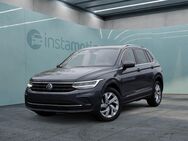 VW Tiguan, 2.0 TDI Move, Jahr 2023 - München