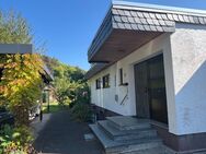 PREISREDUZIERUNG! Bungalow mit ELW und großem Garten in Bad Sobernheim zu verkaufen - Bad Sobernheim
