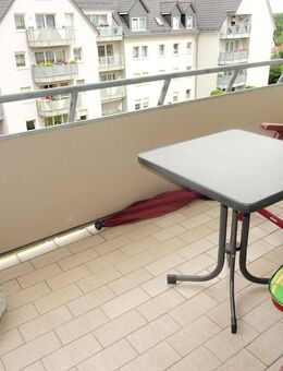 ** Mit Balkon und Küche ** 1 Zimmer Wohnung in Werdau zu vermieten ! - Werdau
