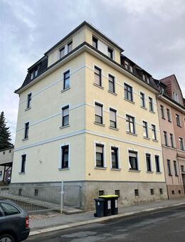 Vollvermietetes MFH mit Garagen, Hinterhaus und einem extra Grundstück! - Meerane