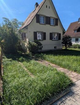 Charmantes Einfamilienhaus mit Entwicklungspotenzial in zentraler Lage von Freiburg - Freiburg (Breisgau)