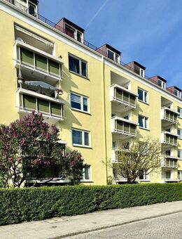 Eigentumswohnung in München - Charmante 2,5-Zimmer-Wohnung zu verkaufen ! - München