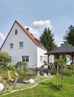 Ihr neues Zuhause? Charmantes Familienhaus mit Traumgarten - Neuburg (Donau)