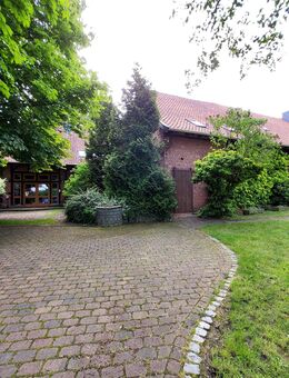 Charmantes Fachwerkhaus mit viel Platz, schönem Garten und großem Carport - 2 Wohneinheiten - Ribbesbüttel