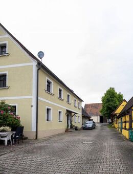 Kapitalanlage mit Charakter: Historischer Bauernhof mit 5 Einheiten & Ausbaureserve! - Nürnberg