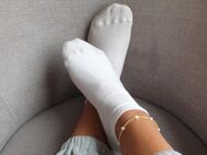 Getragene Socken auf Anfrage - München