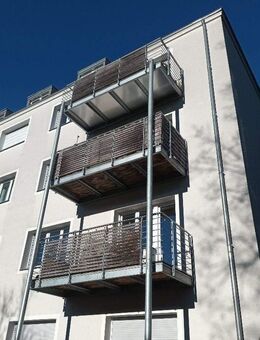Schöne 3-Zimmerwohnung mit großem Balkon zu vermieten - fußläufig zum Cramer-Klett-Park und Rathenauplatz - nach Absprache sofort verfügbar - Nürnberg