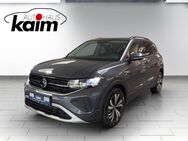 VW T-Cross, 1.0 TSI life, Jahr 2024 - Leck