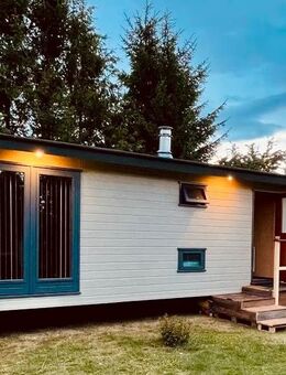 Attraktives Mobilheim / Tiny House mit Heizung & Warmwasser – Sofort verfügbar - wartet auf den Abtransport an seinen Zielort - Rostock Wiethagen