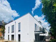 Edle 3-Zimmer-Wohnung in beliebter Stadtlage von Coburg, Erdgeschoss mit Terrasse und Garten - Coburg