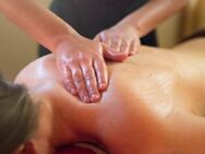 Deep Tissue Massage - In the comforts of your own home! *SPECIAL* - Berlin Charlottenburg-Wilmersdorf