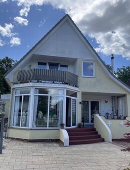 Ein- oder Zweifamilienhaus mit traumhaftem Garten - Lübeck