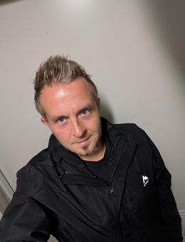 Suche nette gepflegt kleine Frau unter 1.60 - Altbach